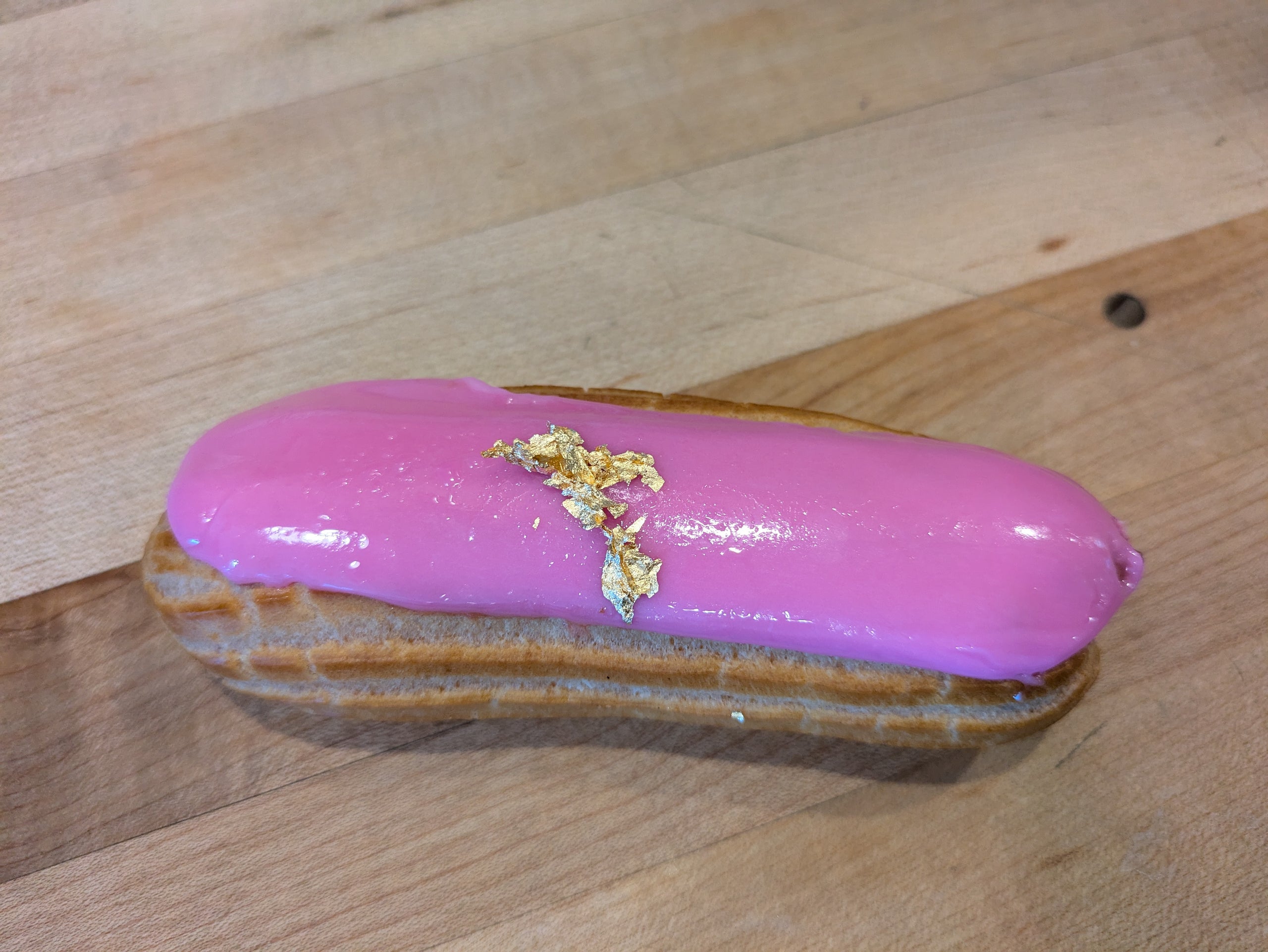 Raspberry eclair